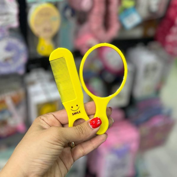 آینه و شانه دستی