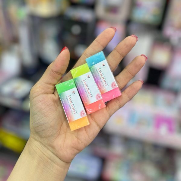 پاکن عطری توت فرنگی