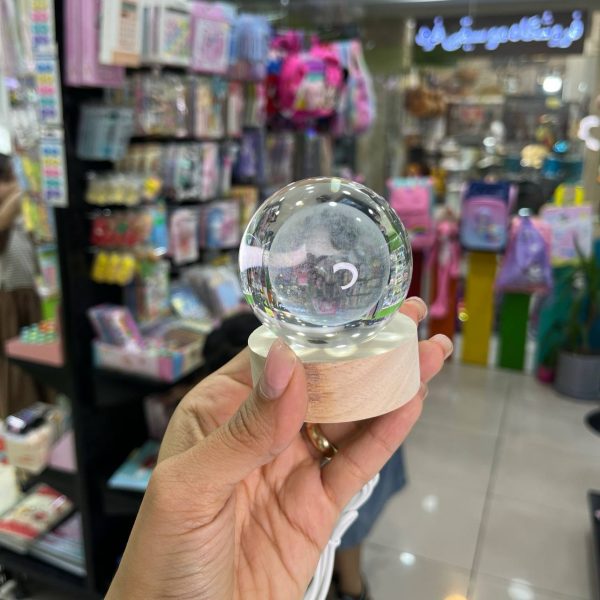 گوی شیشه ای کوچک طرح ماه-۶ سانت - Image 2