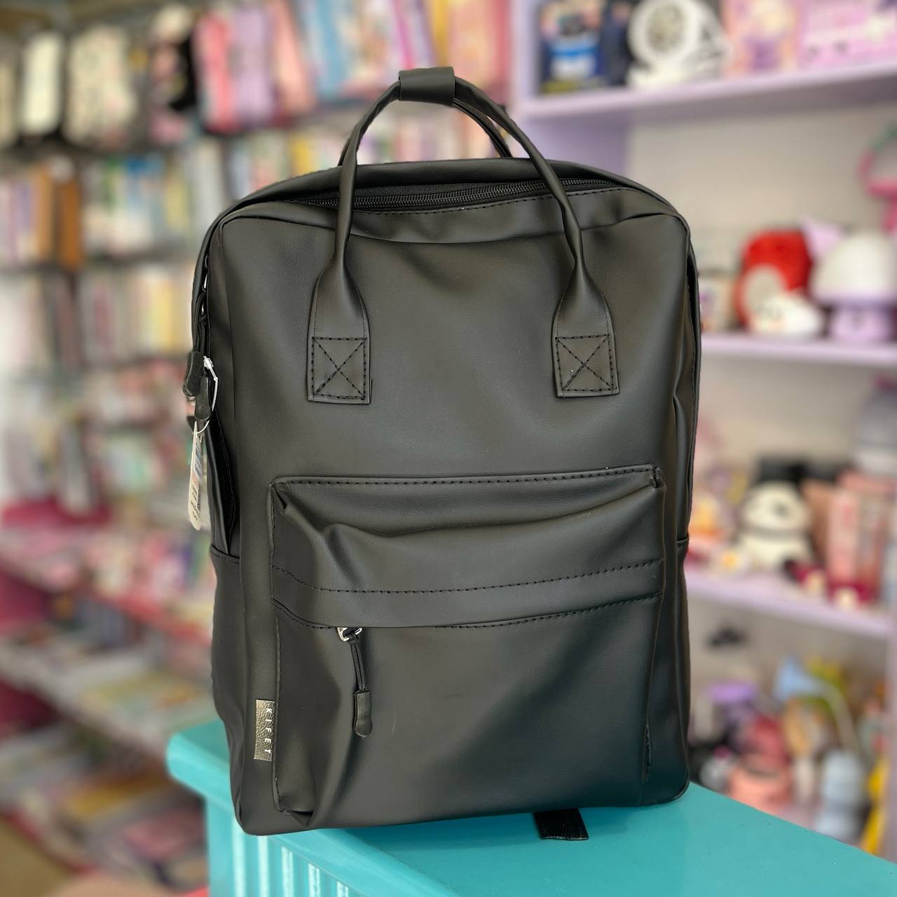 کوله پشتی مینیمال مشکی کیفت